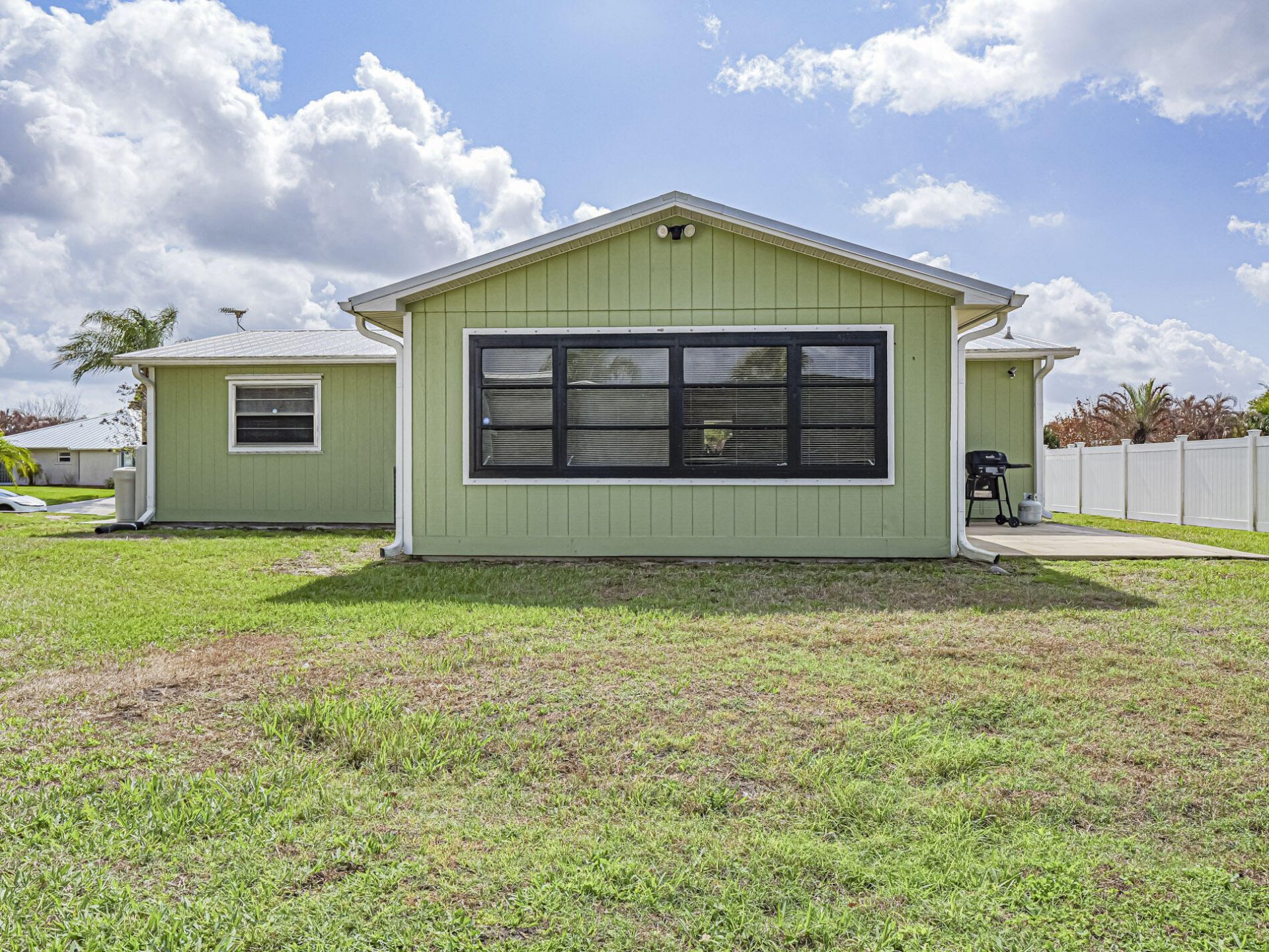 573 Autumn Terrace, Sebastian, FL 32958 Photo