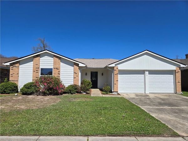 222 QUEEN ANNE Drive, Slidell, LA 70460
