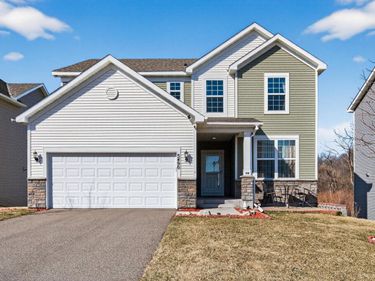 5490 Annapolis Lane N, Plymouth, MN 55446