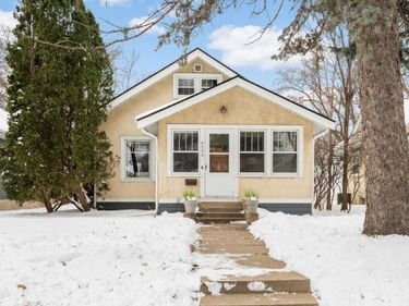 4524 42nd Avenue S, Minneapolis, MN 55406