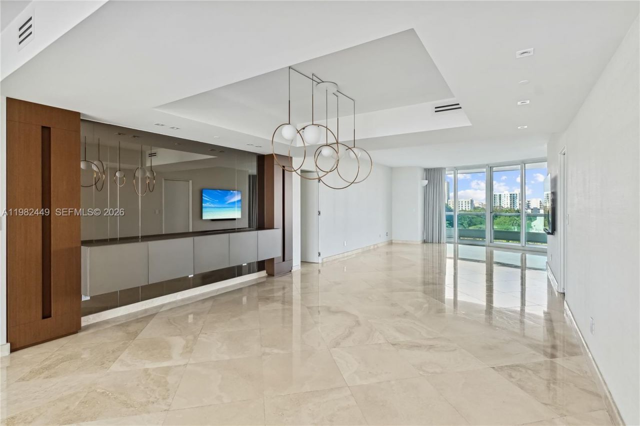 1643 Brickell Ave , Unit 902, Miami, FL 33129 Photo