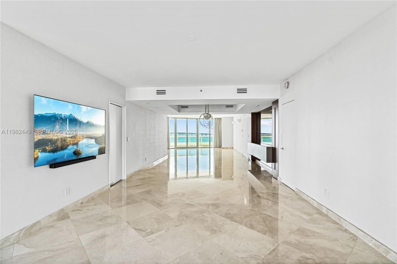 1643 Brickell Ave , Unit 902, Miami, FL 33129 Photo