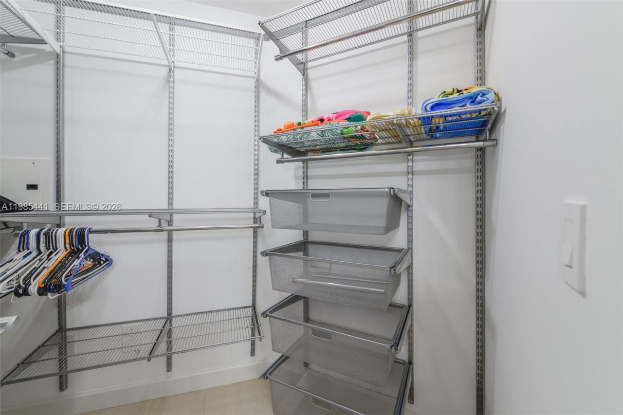 1945 S Ocean Dr, Unit 1114, Hallandale Beach, FL 33009 Photo