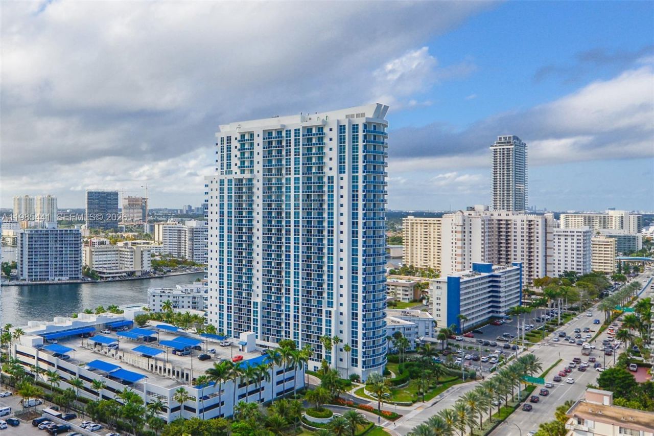 1945 S Ocean Dr, Unit 1114, Hallandale Beach, FL 33009 Photo