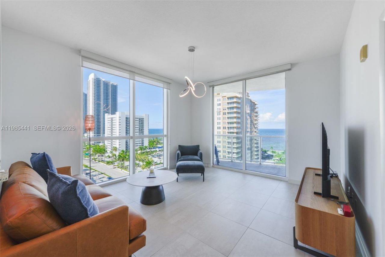 1945 S Ocean Dr, Unit 1114, Hallandale Beach, FL 33009 Photo
