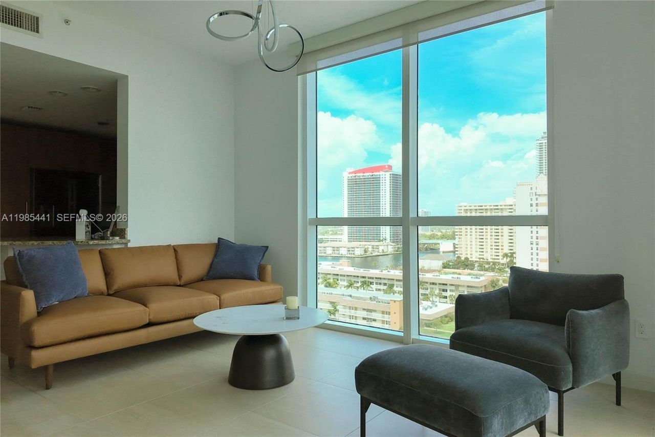 1945 S Ocean Dr, Unit 1114, Hallandale Beach, FL 33009 Photo