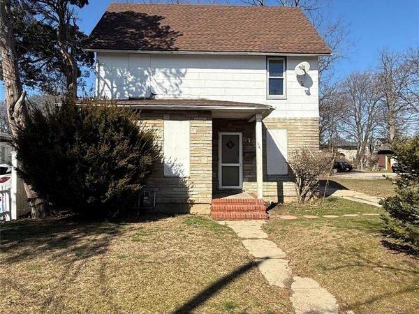 241 Commercial Street , Freeport, NY 11520