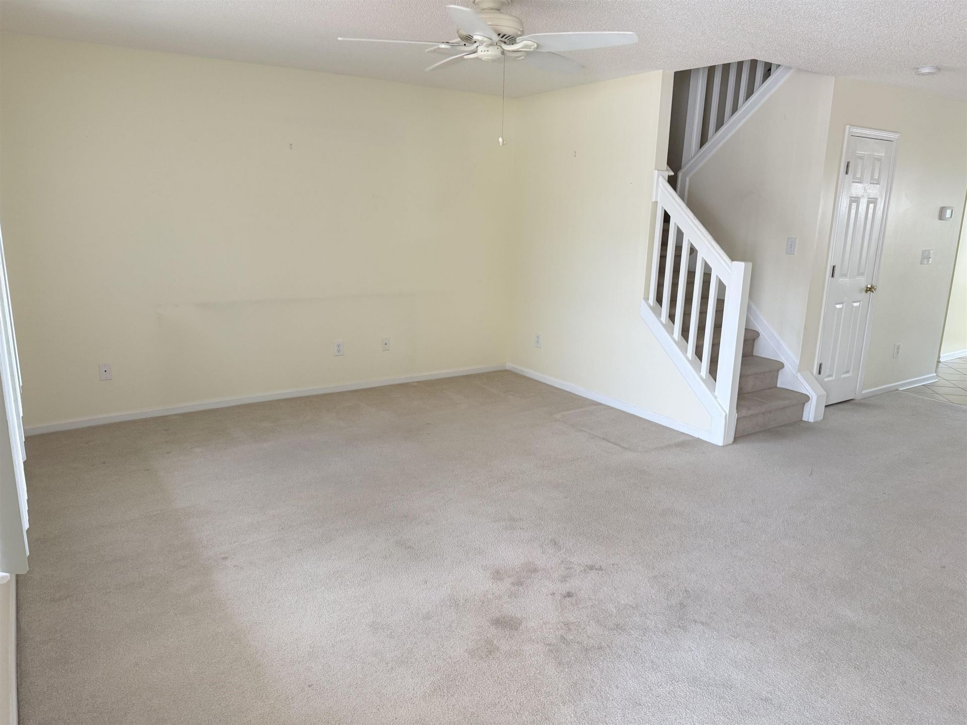 420 Whinstone Dr. Photo 36