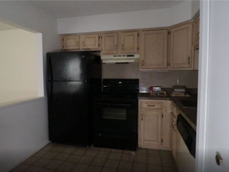 4540 Big Met Place, Cleveland, OH 44135 Photo 6