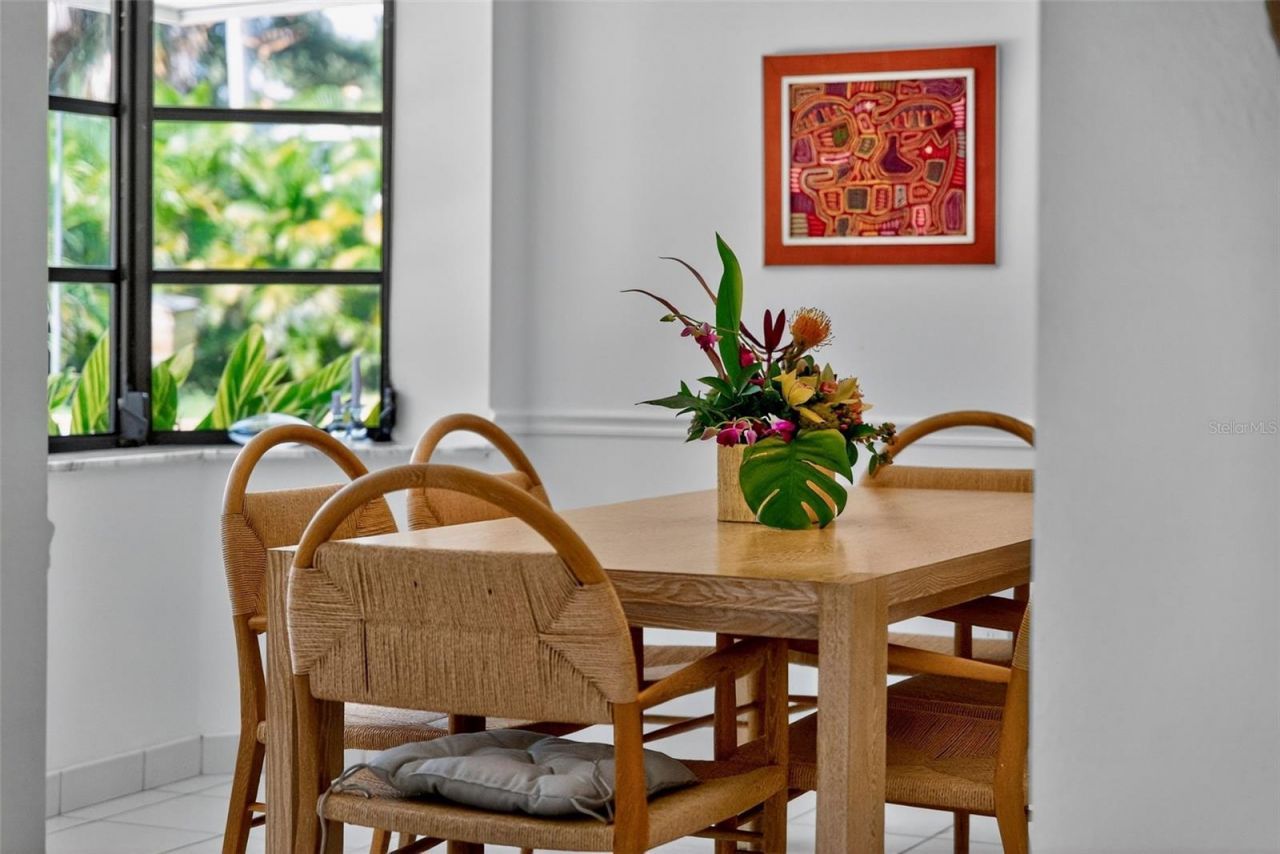 1835 Serpentine Drive S, Saint Petersburg, FL 33712 Photo