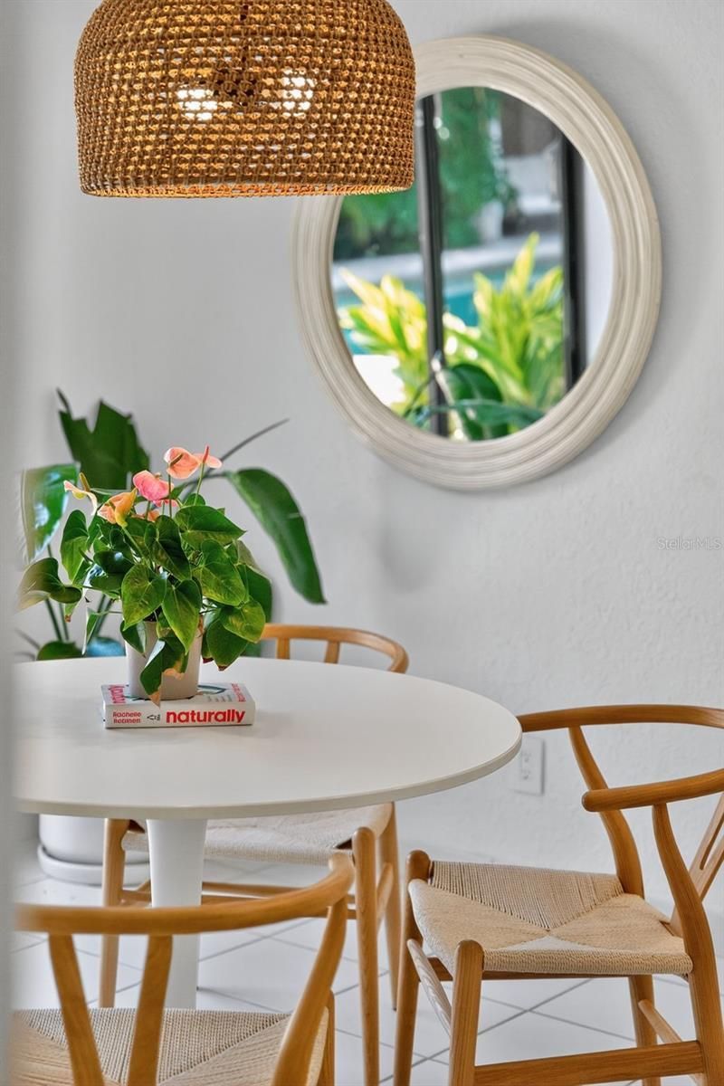 1835 Serpentine Drive S, Saint Petersburg, FL 33712 Photo