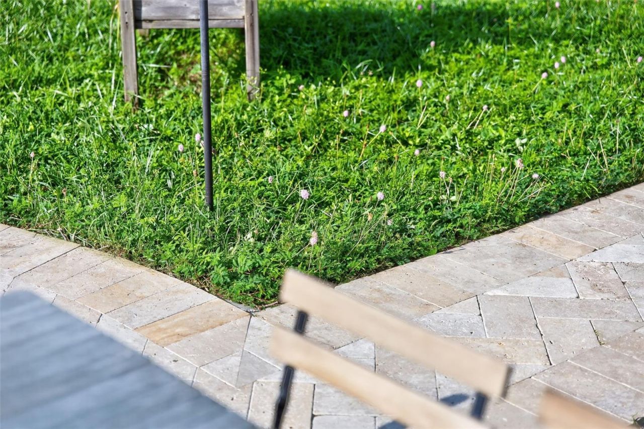 1835 Serpentine Drive S, Saint Petersburg, FL 33712 Photo