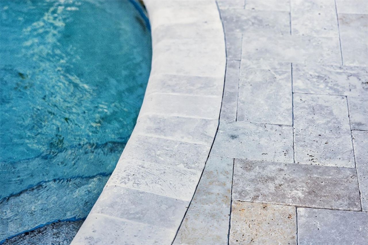 1835 Serpentine Drive S, Saint Petersburg, FL 33712 Photo