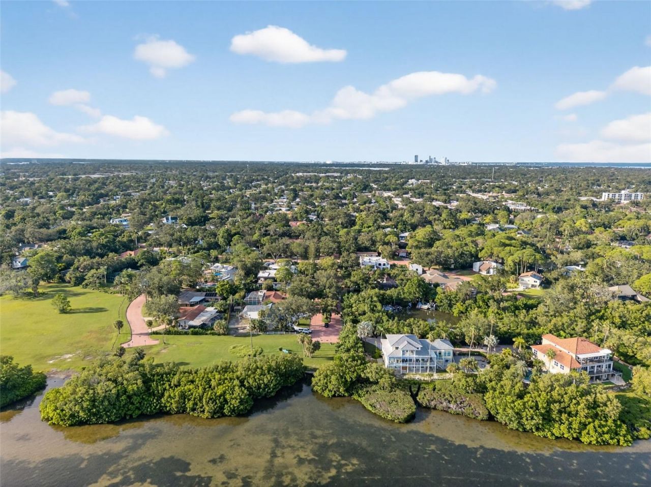 1835 Serpentine Drive S, Saint Petersburg, FL 33712 Photo