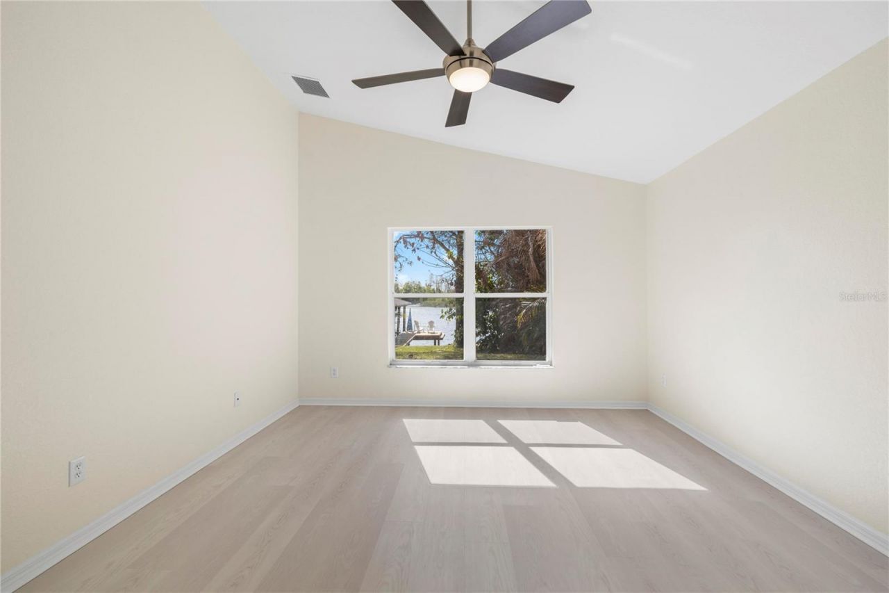 1240 Vinetree Drive, Brandon, FL 33510 Photo