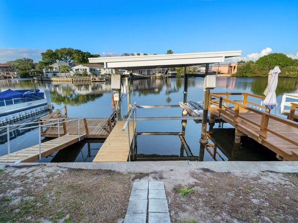 595 WESTWINDS DRIVE , PALM HARBOR, FL 34683