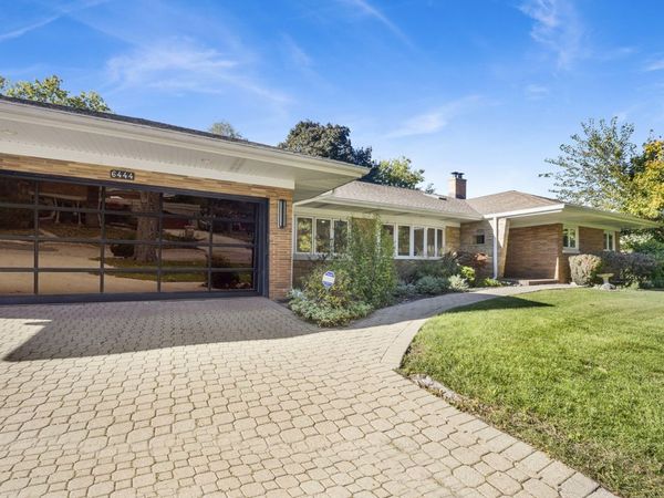 6444 N Knox Avenue , Lincolnwood, IL 60712