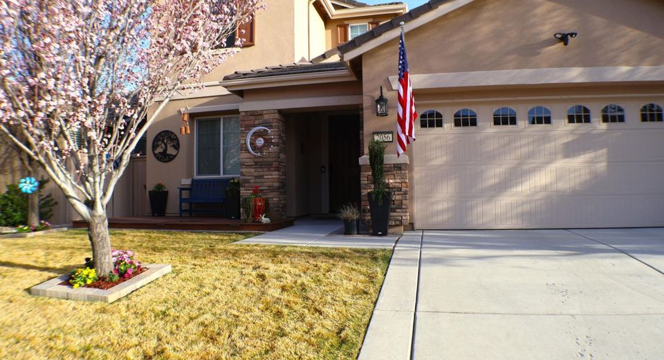 2056 Whitecliff Drive, Reno, NV 89521 Photo