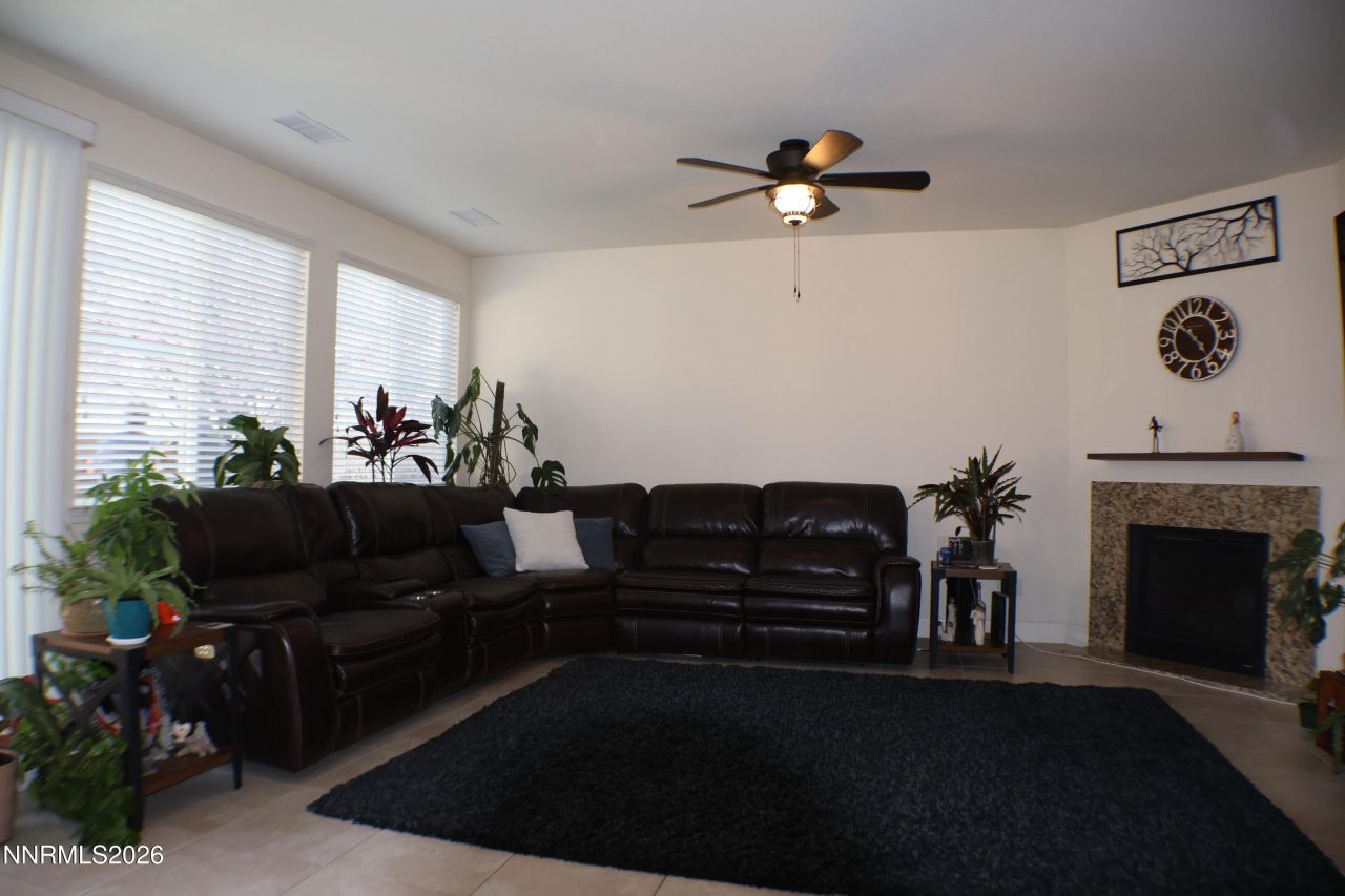 2056 Whitecliff Drive, Reno, NV 89521 Photo