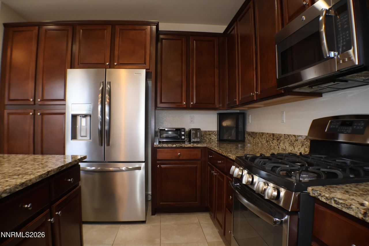 2056 Whitecliff Drive, Reno, NV 89521 Photo