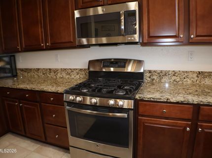 2056 Whitecliff Drive, Reno, NV 89521 Photo