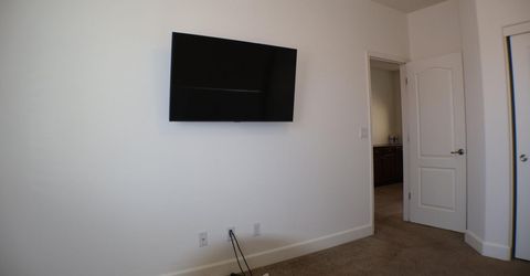 2056 Whitecliff Drive, Reno, NV 89521 Photo