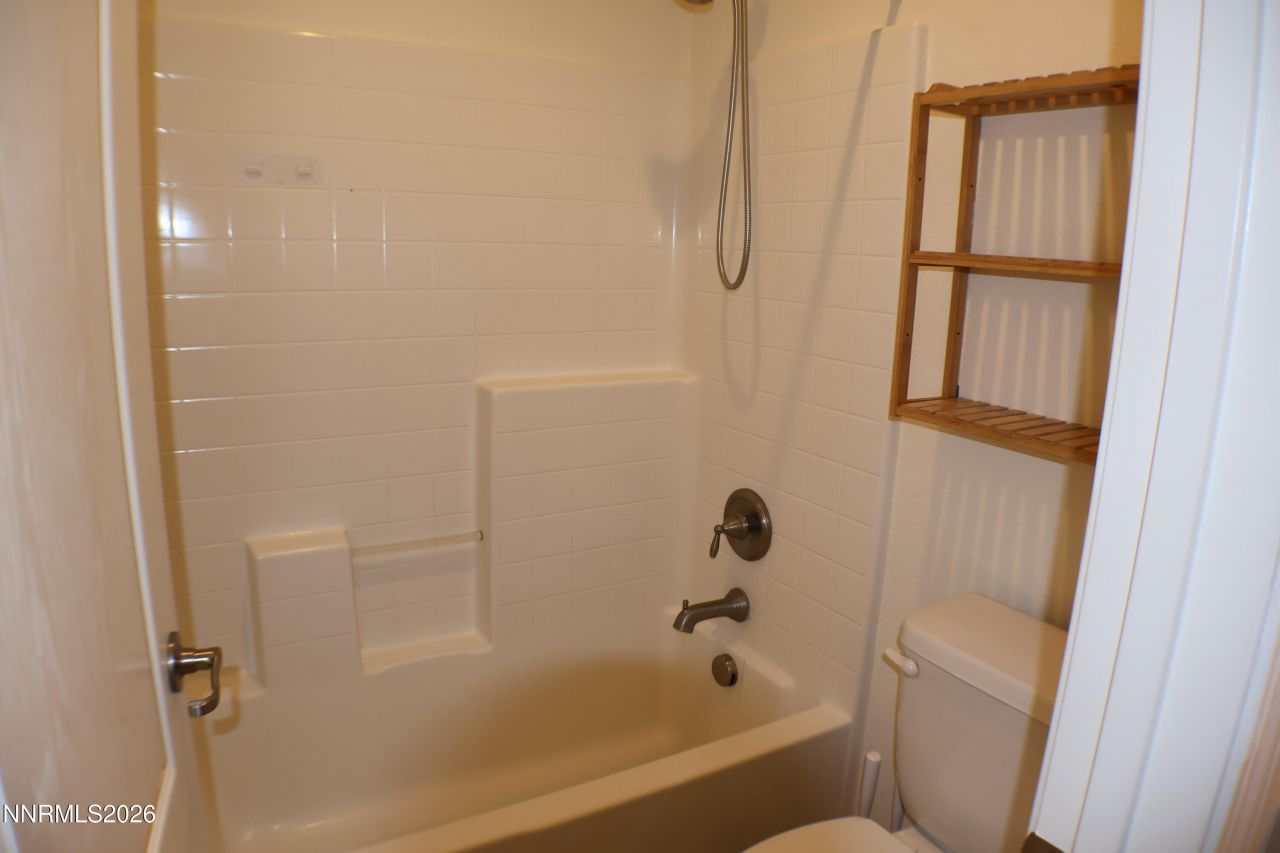 2056 Whitecliff Drive, Reno, NV 89521 Photo