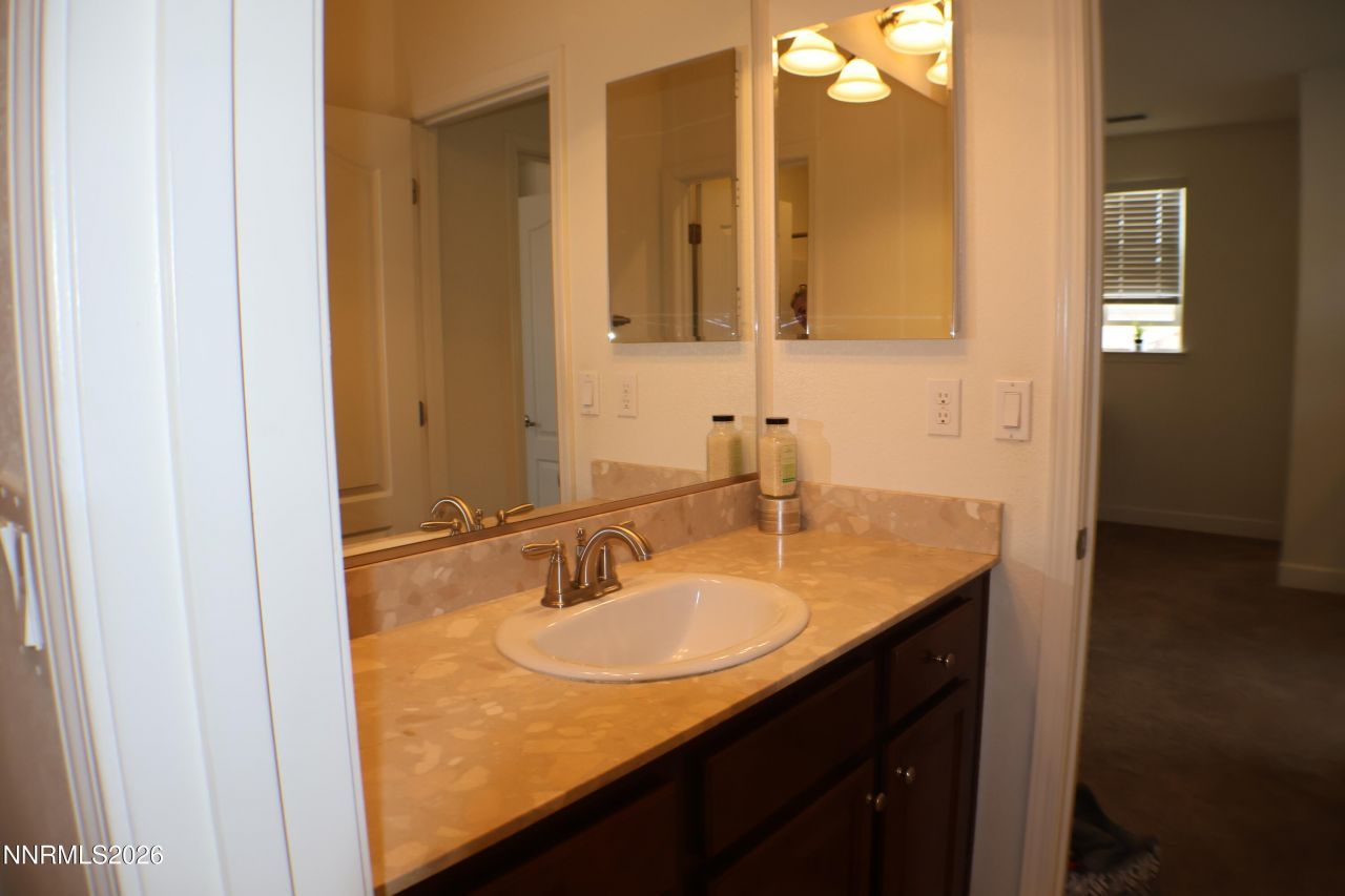 2056 Whitecliff Drive, Reno, NV 89521 Photo