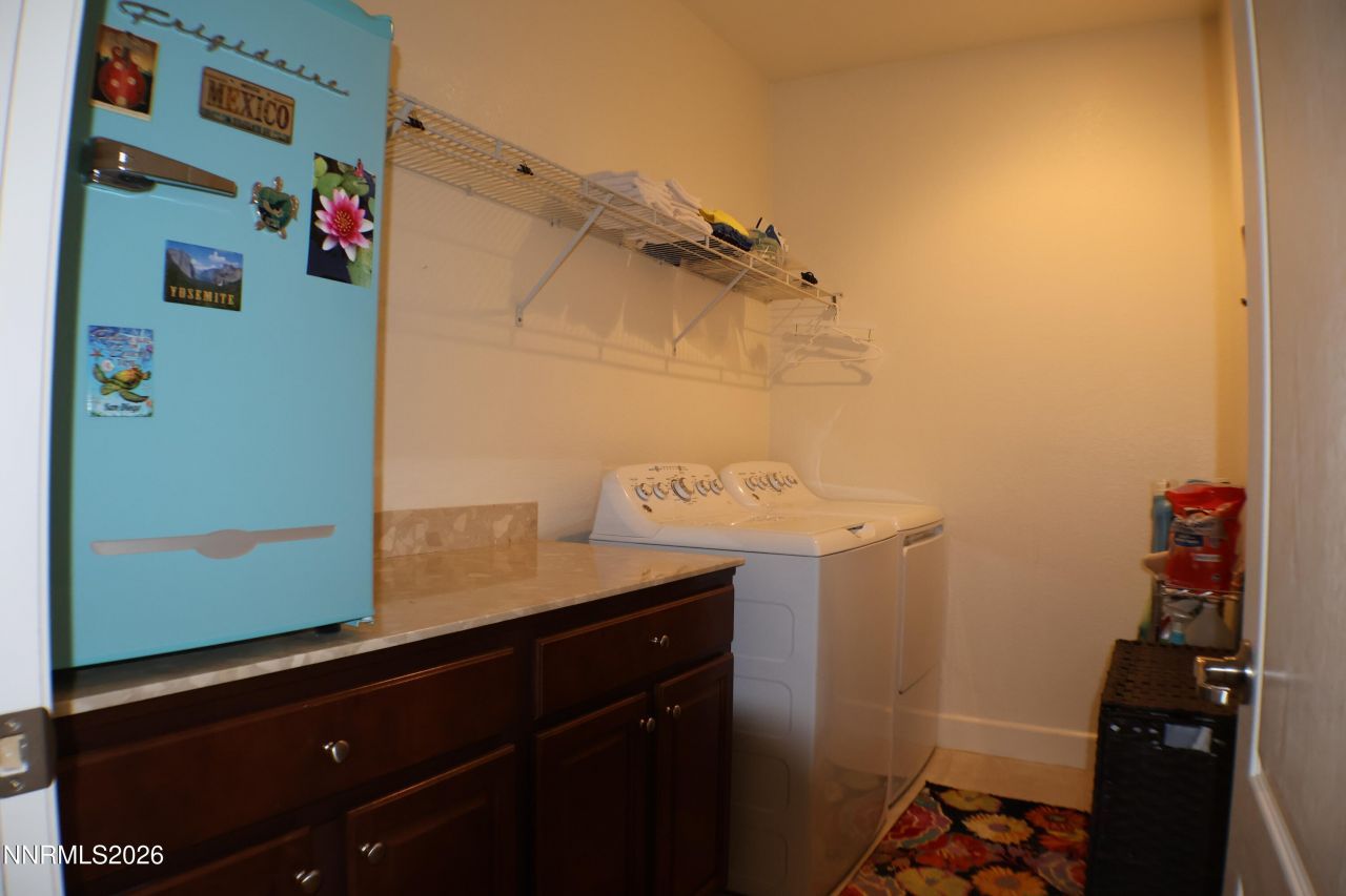 2056 Whitecliff Drive, Reno, NV 89521 Photo