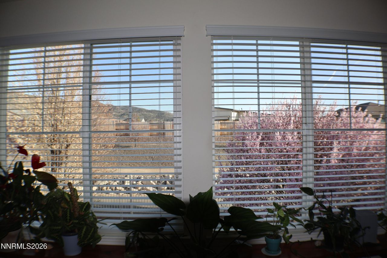 2056 Whitecliff Drive, Reno, NV 89521 Photo