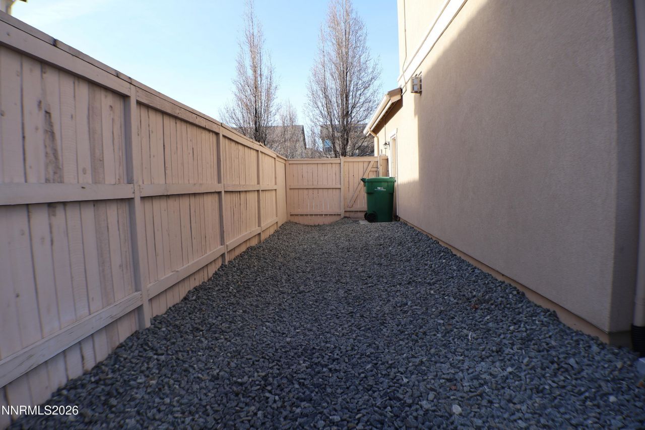 2056 Whitecliff Drive, Reno, NV 89521 Photo