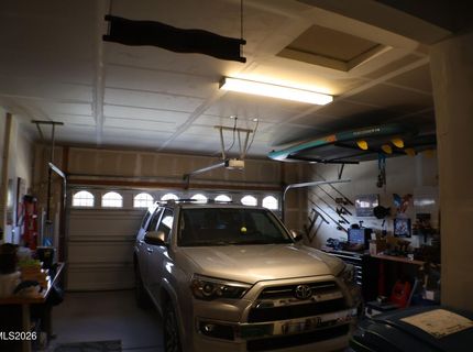 2056 Whitecliff Drive, Reno, NV 89521 Photo