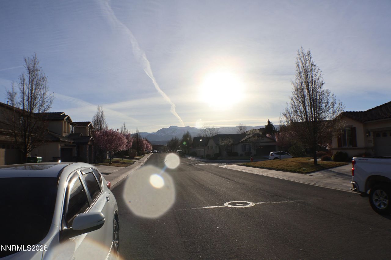 2056 Whitecliff Drive, Reno, NV 89521 Photo