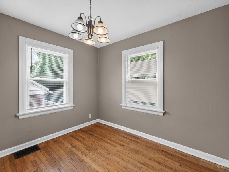 2843 Robert Avenue, Cincinnati, OH 45211 Photo 14