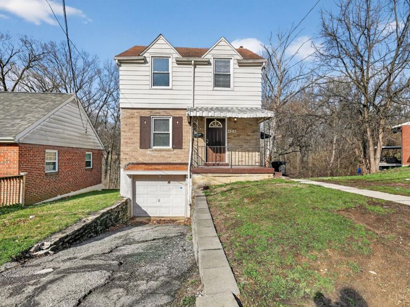 2843 Robert Avenue, Cincinnati, OH 45211 Photo 2