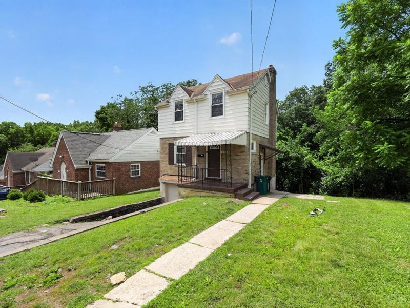 2843 Robert Avenue, Cincinnati, OH 45211 Photo 2
