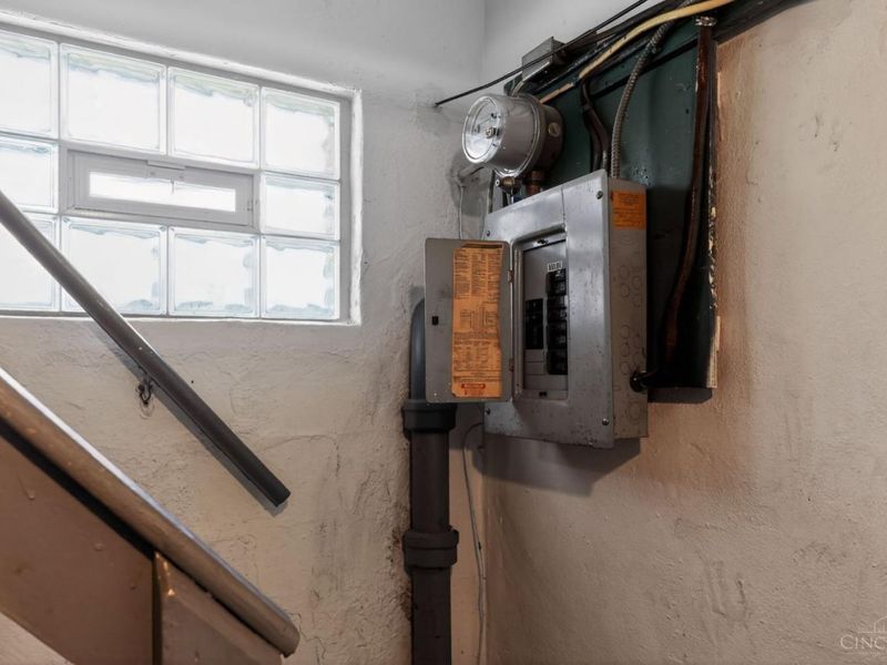 2843 Robert Avenue, Cincinnati, OH 45211 Photo 23