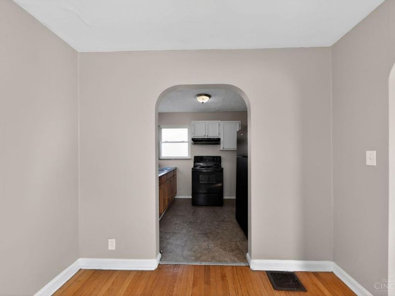 2843 Robert Avenue, Cincinnati, OH 45211 Photo 24