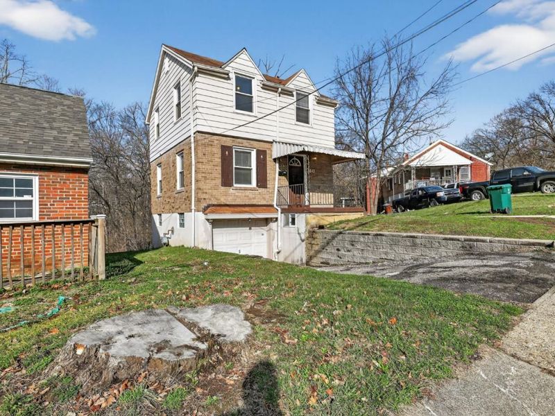 2843 Robert Avenue, Cincinnati, OH 45211 Photo 4
