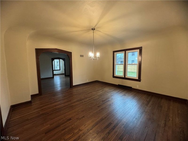 512 Clearmont Drive, Youngstown, OH 44511 Photo 9