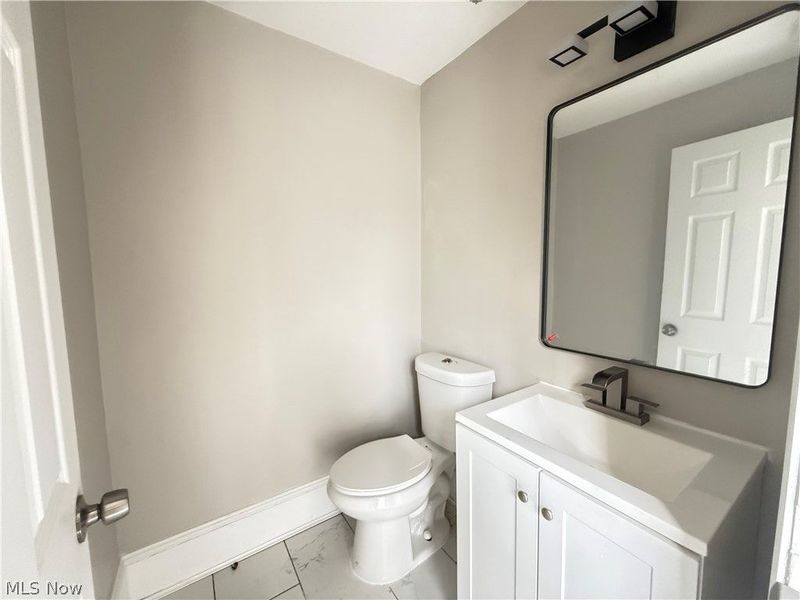 3876 W 17th Street, Cleveland, OH 44109 Photo 9