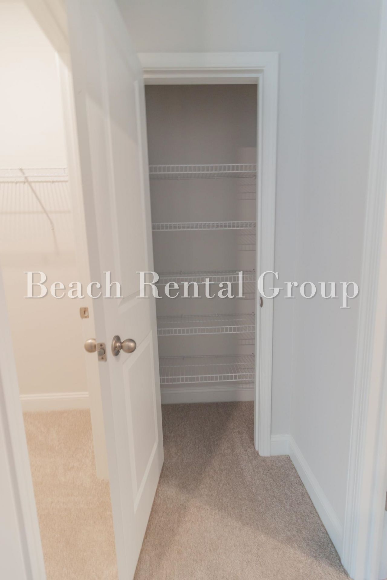 427 Waterend Dr. Photo 18