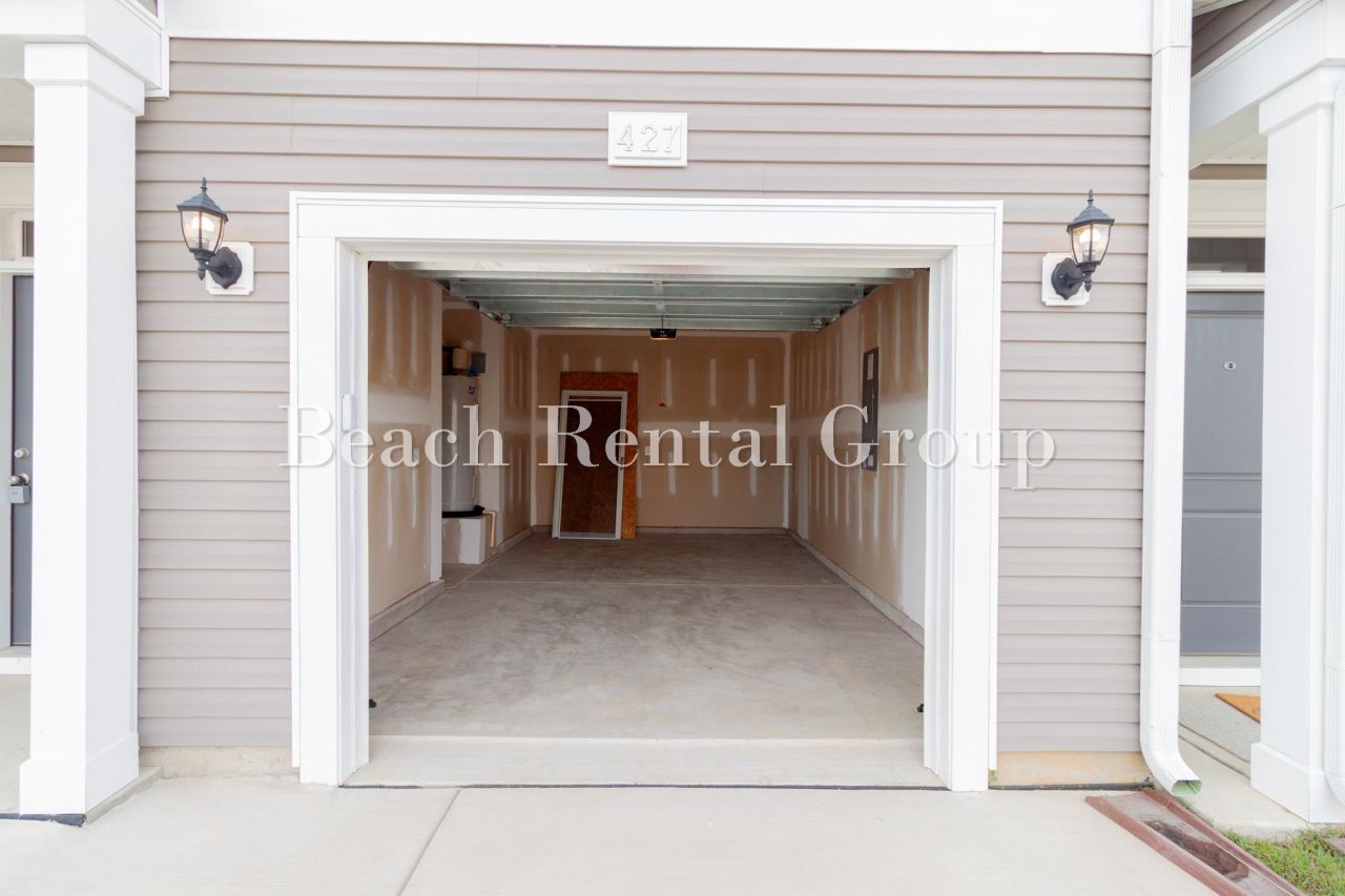 427 Waterend Dr. Photo 8