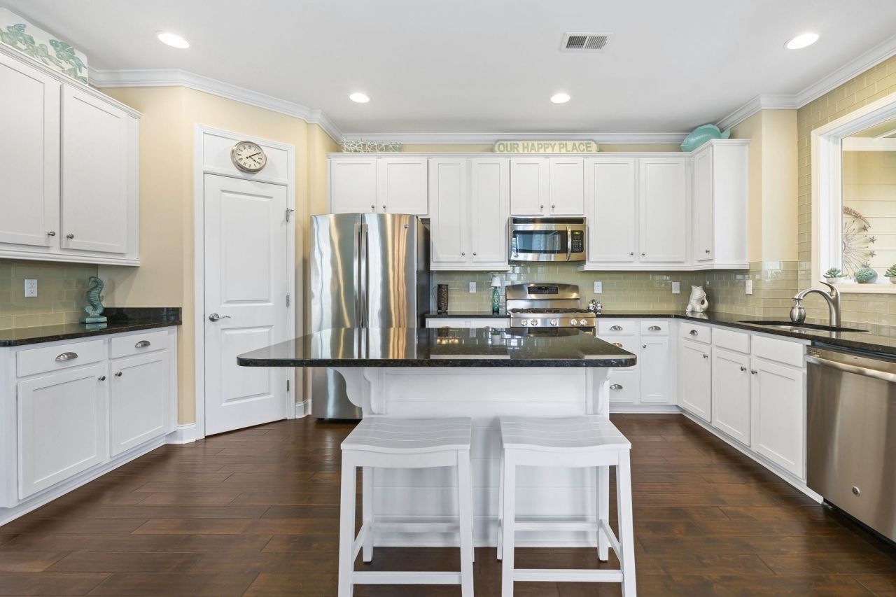 1420 Suncrest Dr. Photo 12