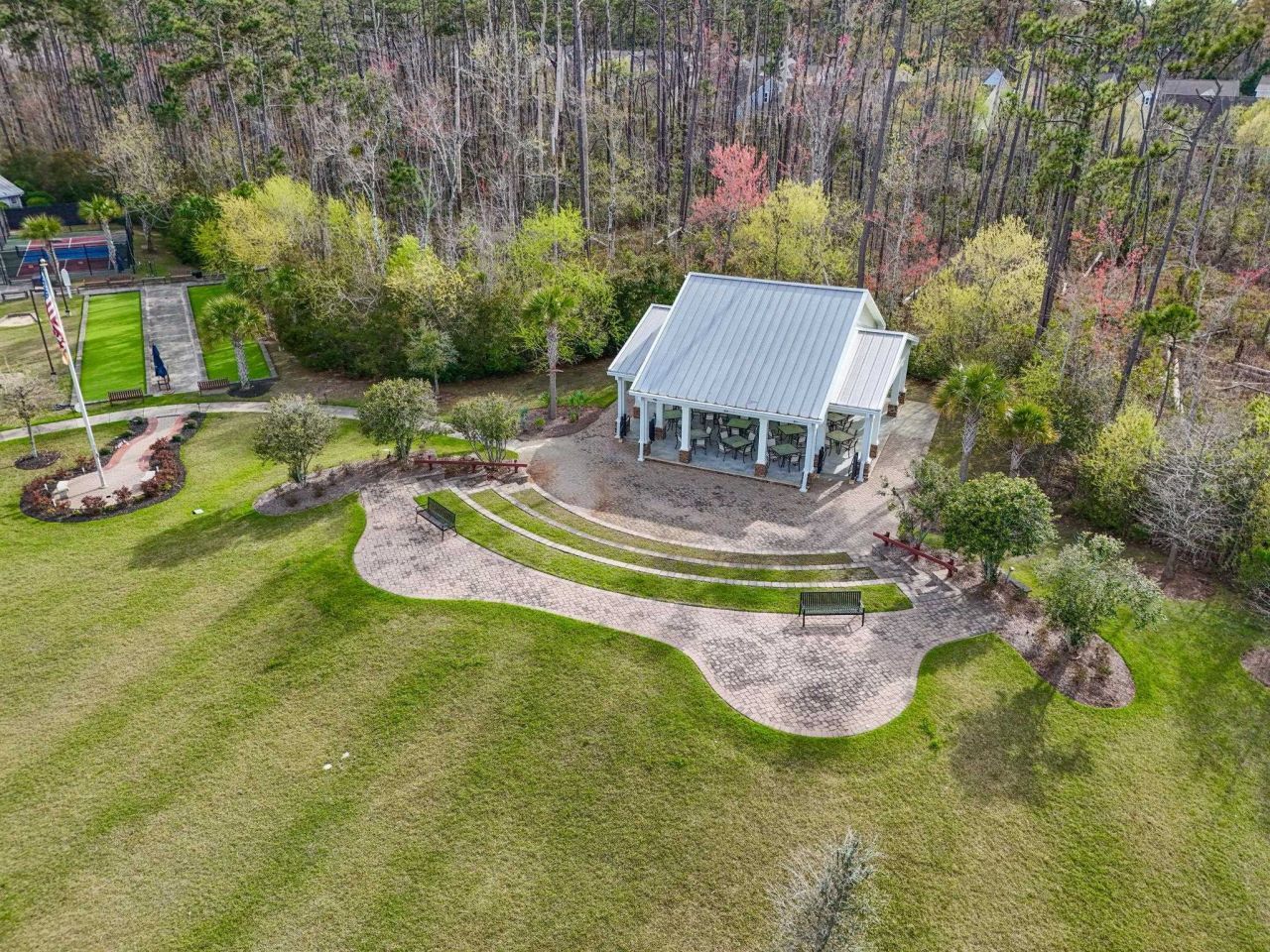 1420 Suncrest Dr. Photo 42