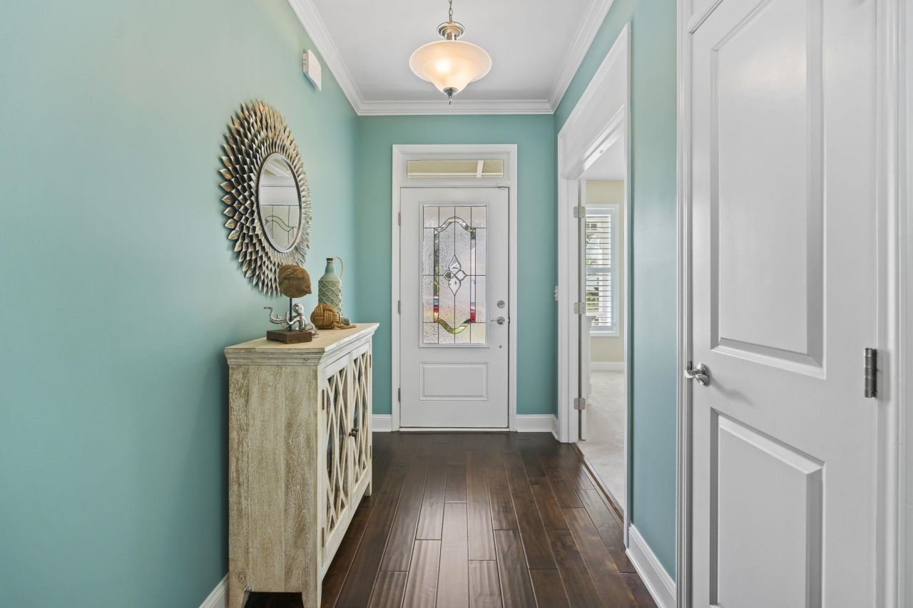 1420 Suncrest Dr. Photo 6