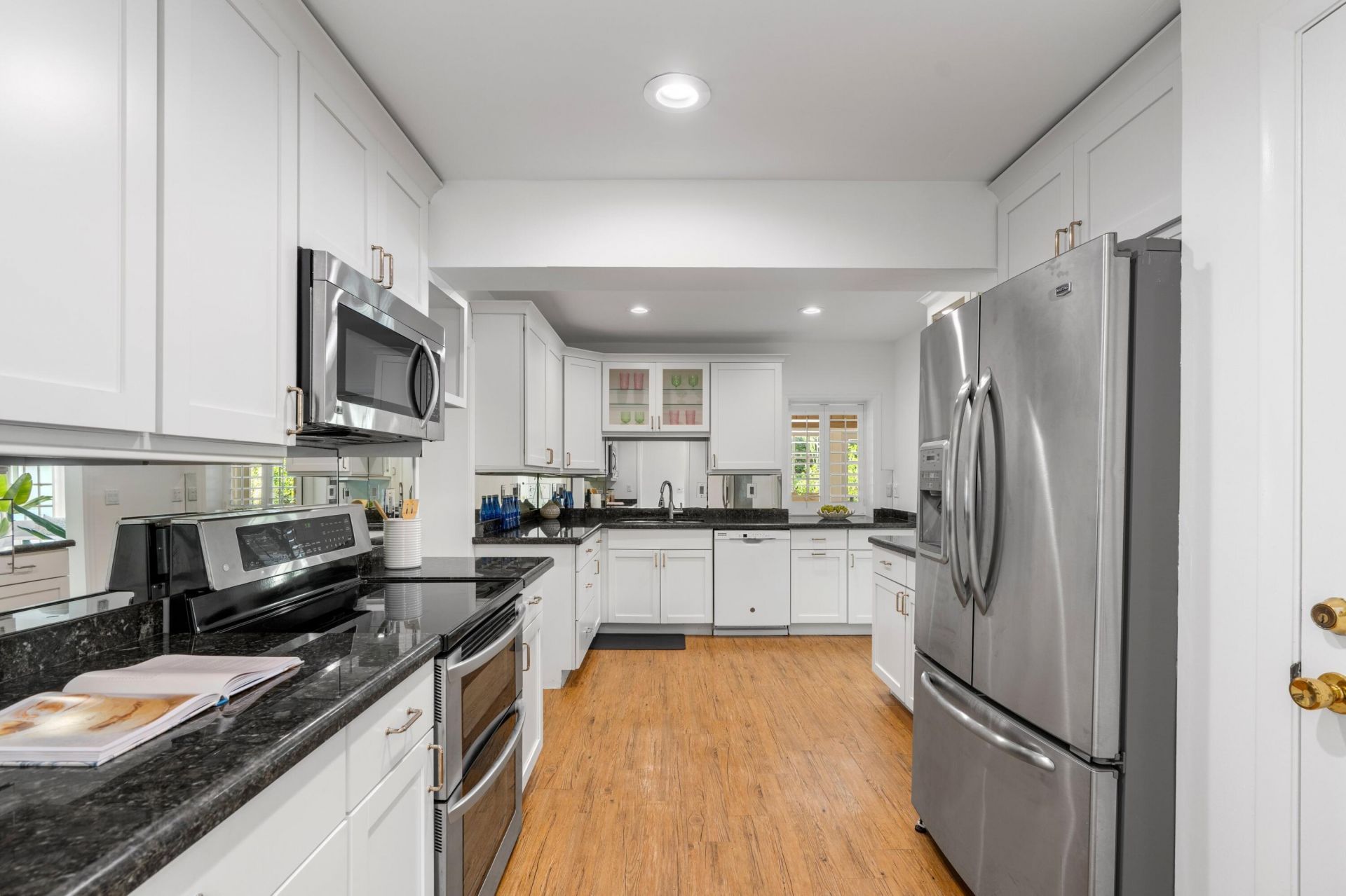 257 Fairview Road, Palm Beach, FL 33480 Photo