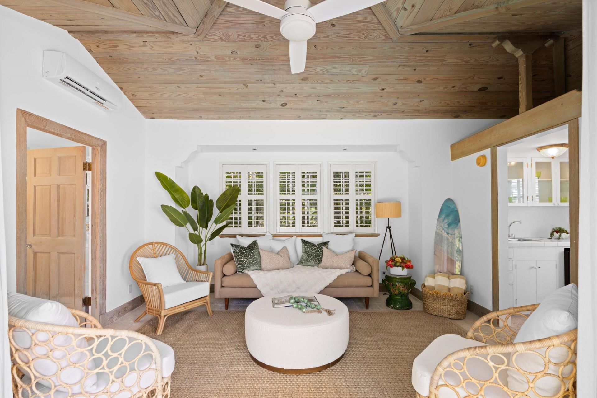 257 Fairview Road, Palm Beach, FL 33480 Photo