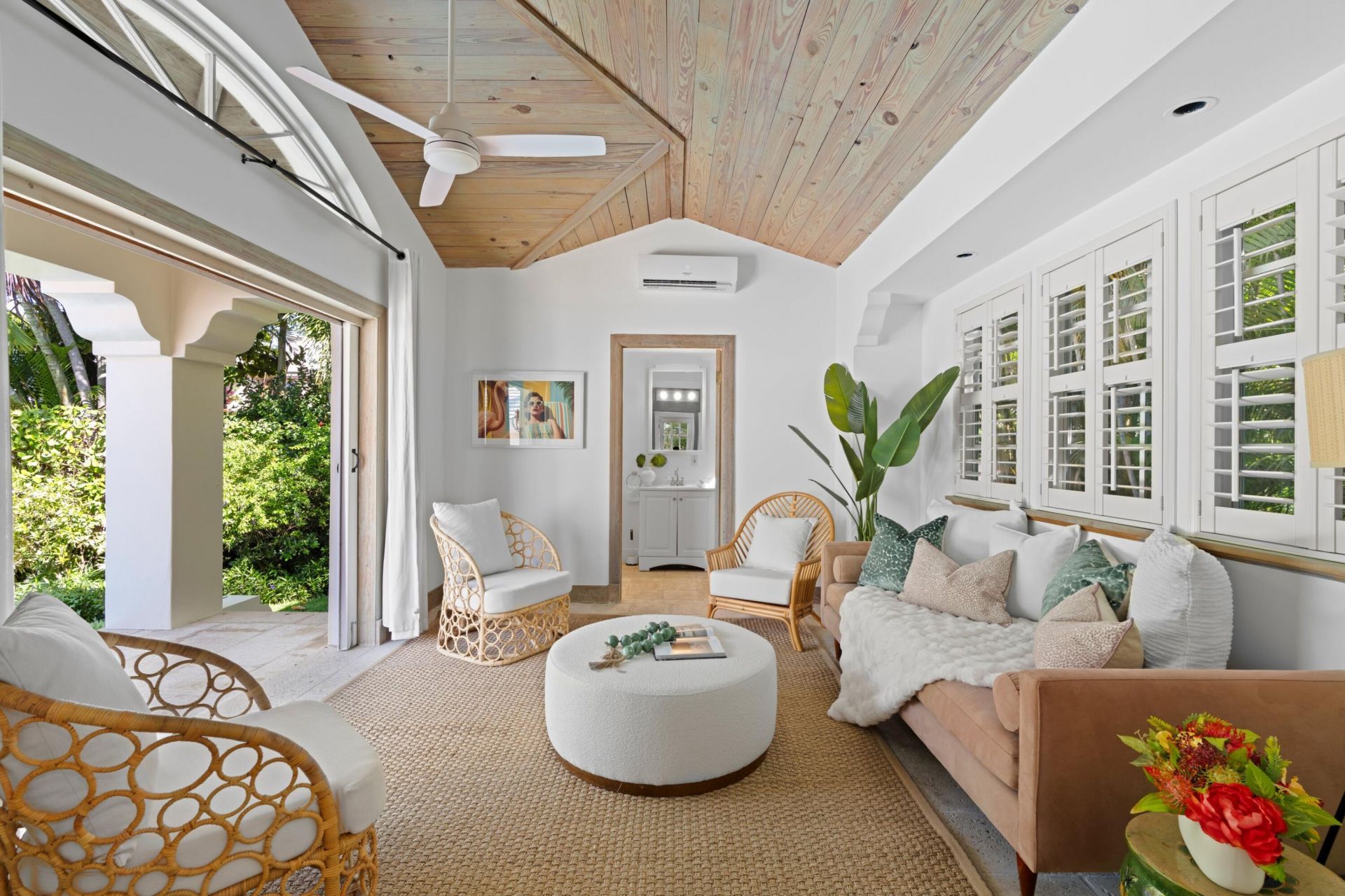 257 Fairview Road, Palm Beach, FL 33480 Photo