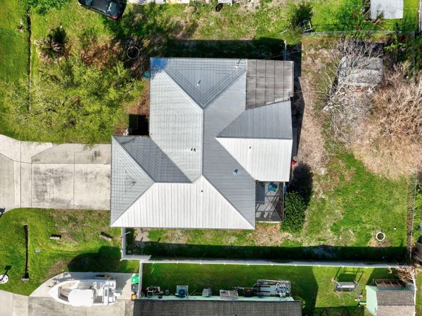 841 SE Cavern Avenue, Port St. Lucie, FL 34983